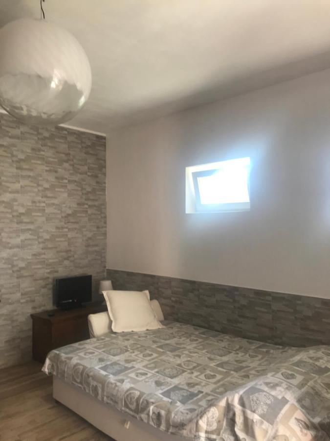 Apartament Monolocale Per Coppia Carrodano Inferiore Zewnętrze zdjęcie